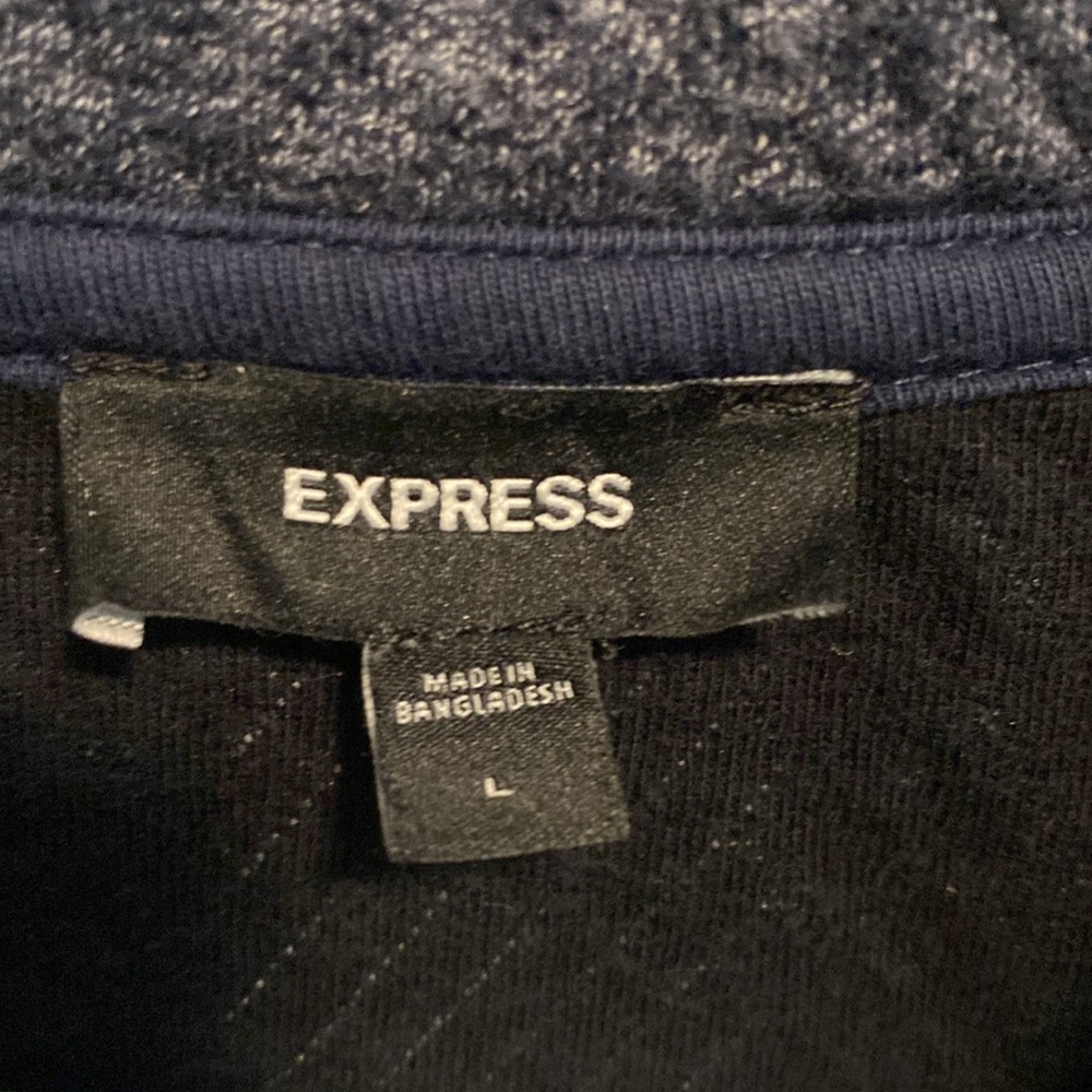 Express 1/4 zip sweater - Picture 3 of 3